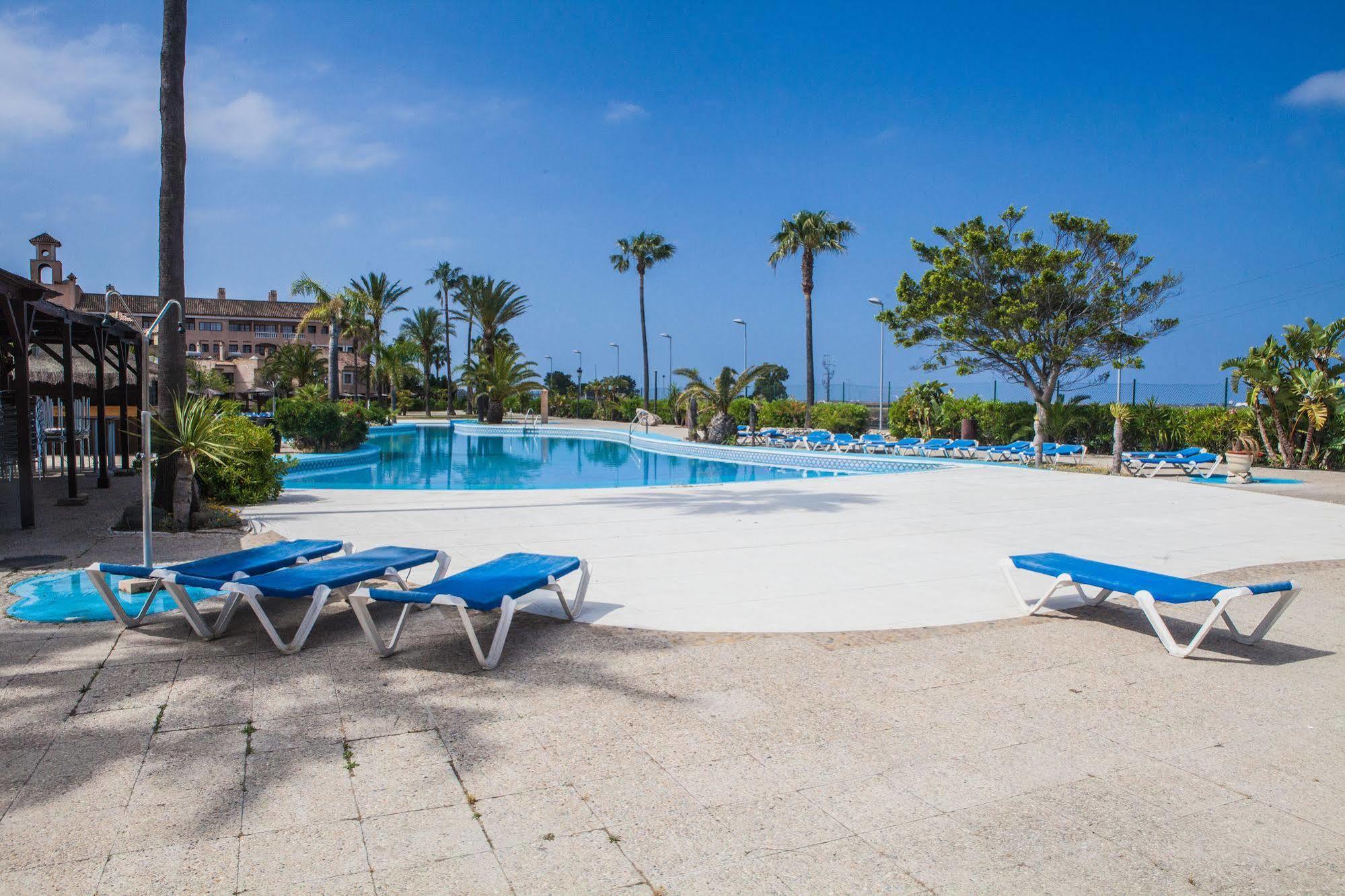 Estudios Turísticos Bahia Sur Apartamento